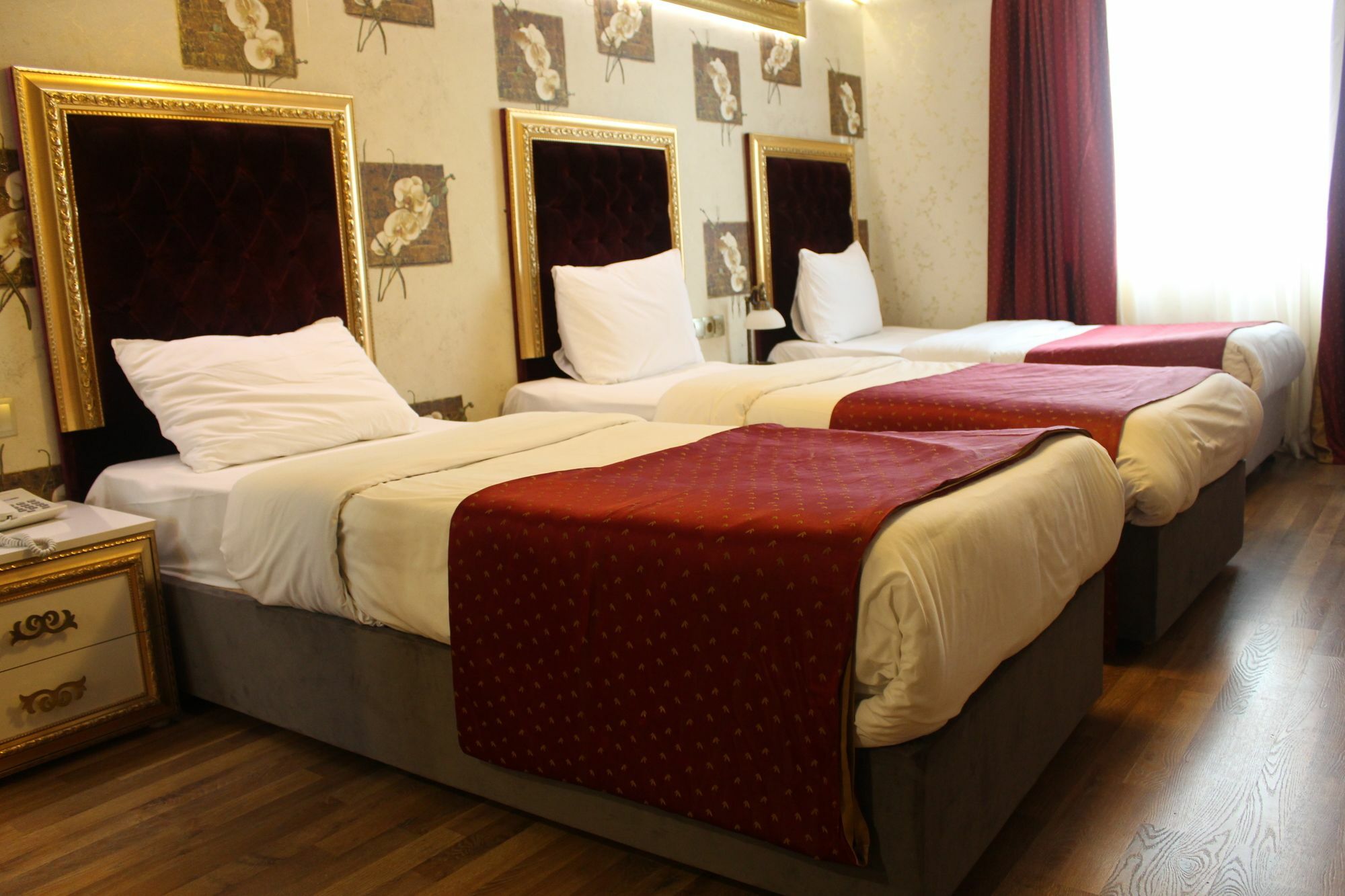 マルマラ デラックス ホテル イスタンブール エクステリア 写真